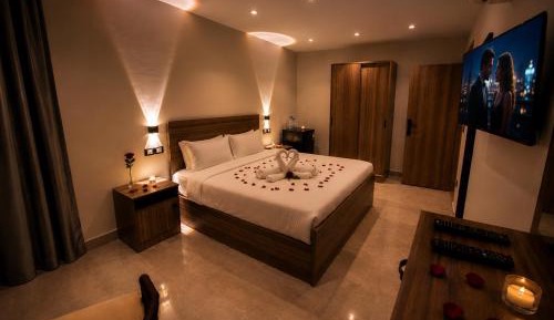 Superior King Room