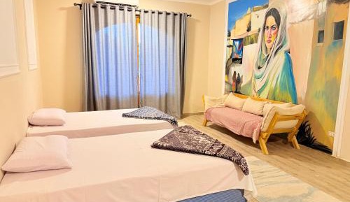 Two-Bedroom Deluxe Apartment with Balcony