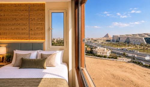 Deluxe Double or Twin Room with Mountain View