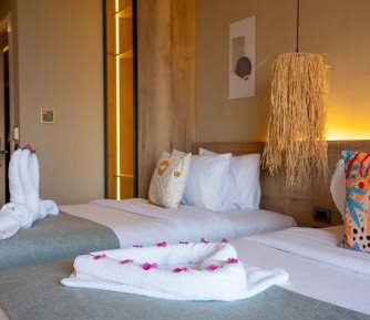 Twin Room with Balcony