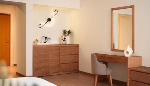 Superior King Suite