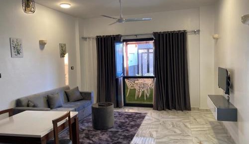 One-Bedroom Apartment with Garden View
