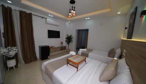 Triple Room with Terrace