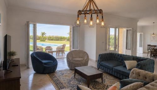 Villa with Sea View