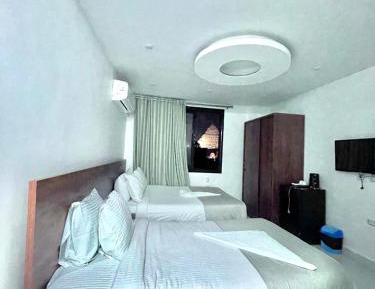 Deluxe Double or Twin Room with Mountain View