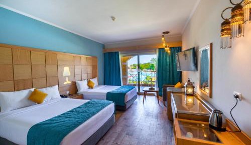 Double Room with Pool View