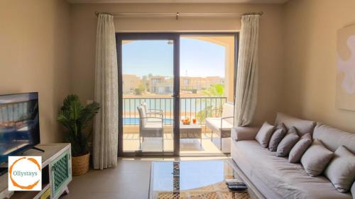 Two-Bedroom Apartment with Pool View