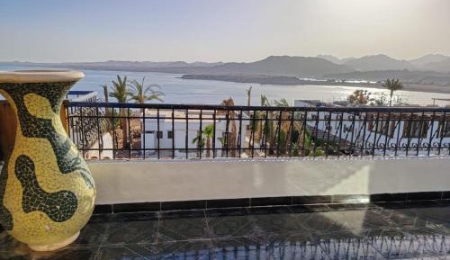 One-Bedroom Apartment with Sea View and Terrace