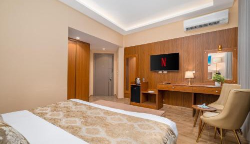 Deluxe Double Room with Balcony