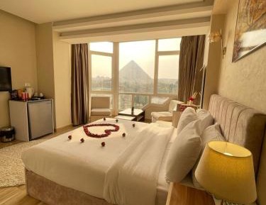 King Room with Mountain View