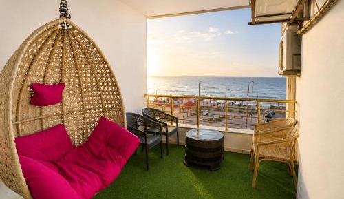 Three-Bedroom Apartment - Panoramic Sea View with Terrace