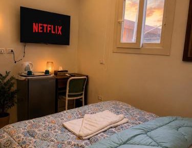 Single Room with Private Bathroom