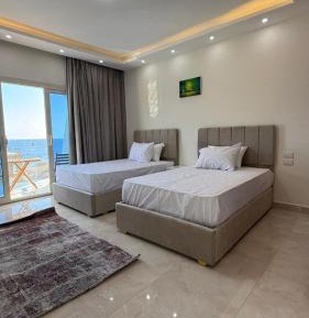 Superior Double or Twin Room with Sea View With shared Bathroom