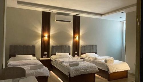 Comfort Triple Room