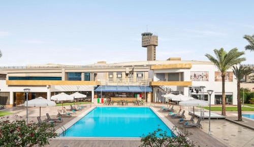 Superior Twin Room with Pool View