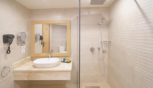 Premium Sea View Room