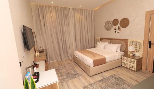 Deluxe Suite