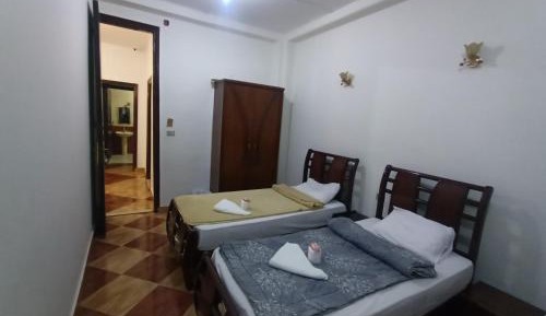 Standard Single Room with Shared Bathroom