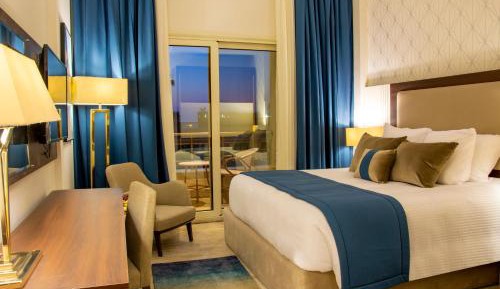 Deluxe Double or Twin Room with Pool View