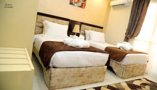 Deluxe Suite