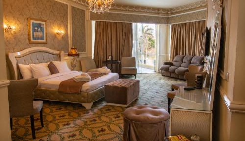 Paradise Imperial Suite-Partial Sea View & Pool View