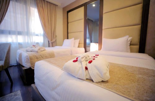 Al Duqqi Hotel | Cairo Taj Hotels & Suites - Dokki