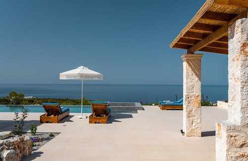 Agia Marina Villa | Terra Lucis Mountain Residences Mare Villa