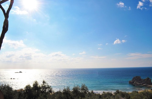 Parelia Apartment | Studio Apartment With Adult and Children's Pool and sea View - Pelekas Beach