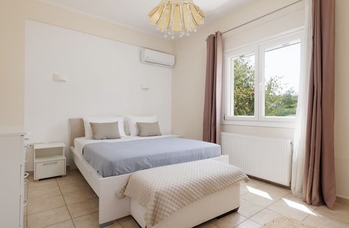 Corfu Town Villa | Country Villa Verde