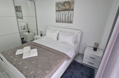 Paralia Ofryniou House | Doukas Aparthotel