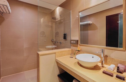 Makadi Bay Resort | JAZ Neo Saraya Palms - All inclusive