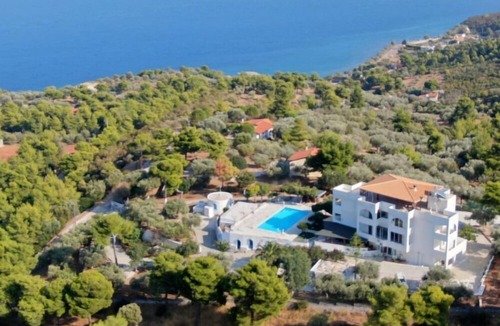 Sesi House | Vacation home Villa Agnanti in Marathonas - 26 persons, 10 bedrooms