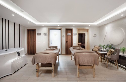 Sahl Hasheeh Hotel | V Grand Beach Resort Sahl Hasheesh