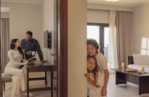 Al Mamsha El Seyahi Hotel | Steigenberger Aqua Magic Hotel