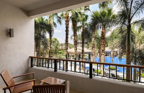 New Cairo Hotel | Dusit Thani LakeView Cairo