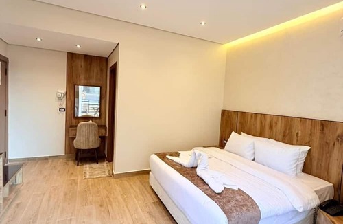 Abdin Hotel | white swan hotel