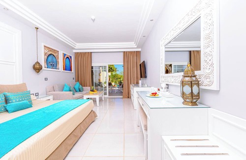 Al Mamsha El Seyahi Hotel | Grand Palace Couples only 18 years plus