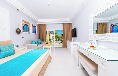 Al Mamsha El Seyahi Hotel | Grand Palace Couples only 18 years plus