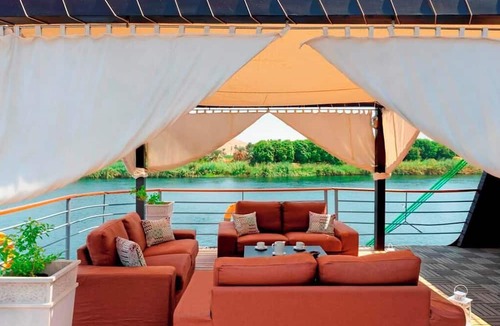 Aswan Boat Rental | Nile Cruise Royal Adventure, every Friday from Aswan 3 nights and every Monday from Luxor 4 nights.