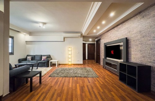 Taqseem Laselky Apartment | Xuru Stays I The Luxe Loft 2bdr Apt. @ Maadi