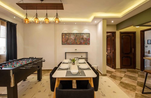 Heliopolis Apartment | Xuru Stays I Play Foosball & Do Yoga - 1 BR Apt. 5 Min To Airport