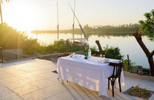 Luxor Hotel | Eyaru Palace
