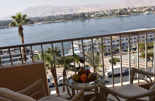 Luxor Hotel | Aracan Eatabe Luxor Hotel