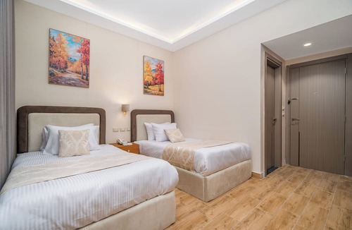 Downtown Cairo Hotel | Queen Palace Hotel