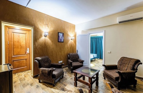 Oula Hotel | St. George Hotel Cairo