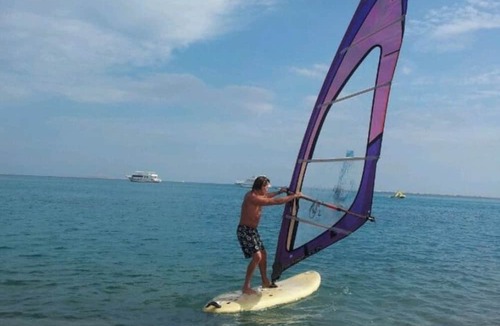 Al Mamsha El Seyahi Boat Rental | Cozy friedly Yacht, for families and small group of friends