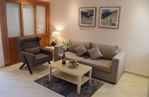 Dahar Apartment | Sky View Suites Hotel