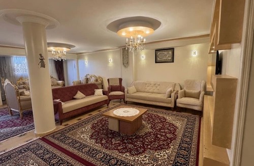 Al Duqqi Apartment | Stylish Apt by the Nile, Downtown & Mamsha ahlmasr