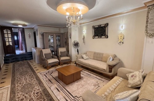 Al Duqqi Apartment | Stylish Apt by the Nile, Downtown & Mamsha ahlmasr