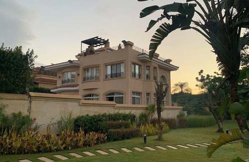 6th of October City House | Gorgeous 5-bedroom home with pool and garden in 6th of October, Giza district.